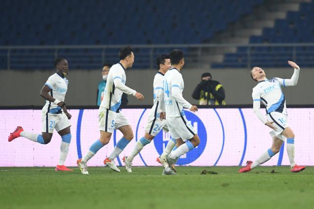 网页版登录入口地址-【中超】博阿滕拉尔森先后破门 大连人2比1逆转青岛