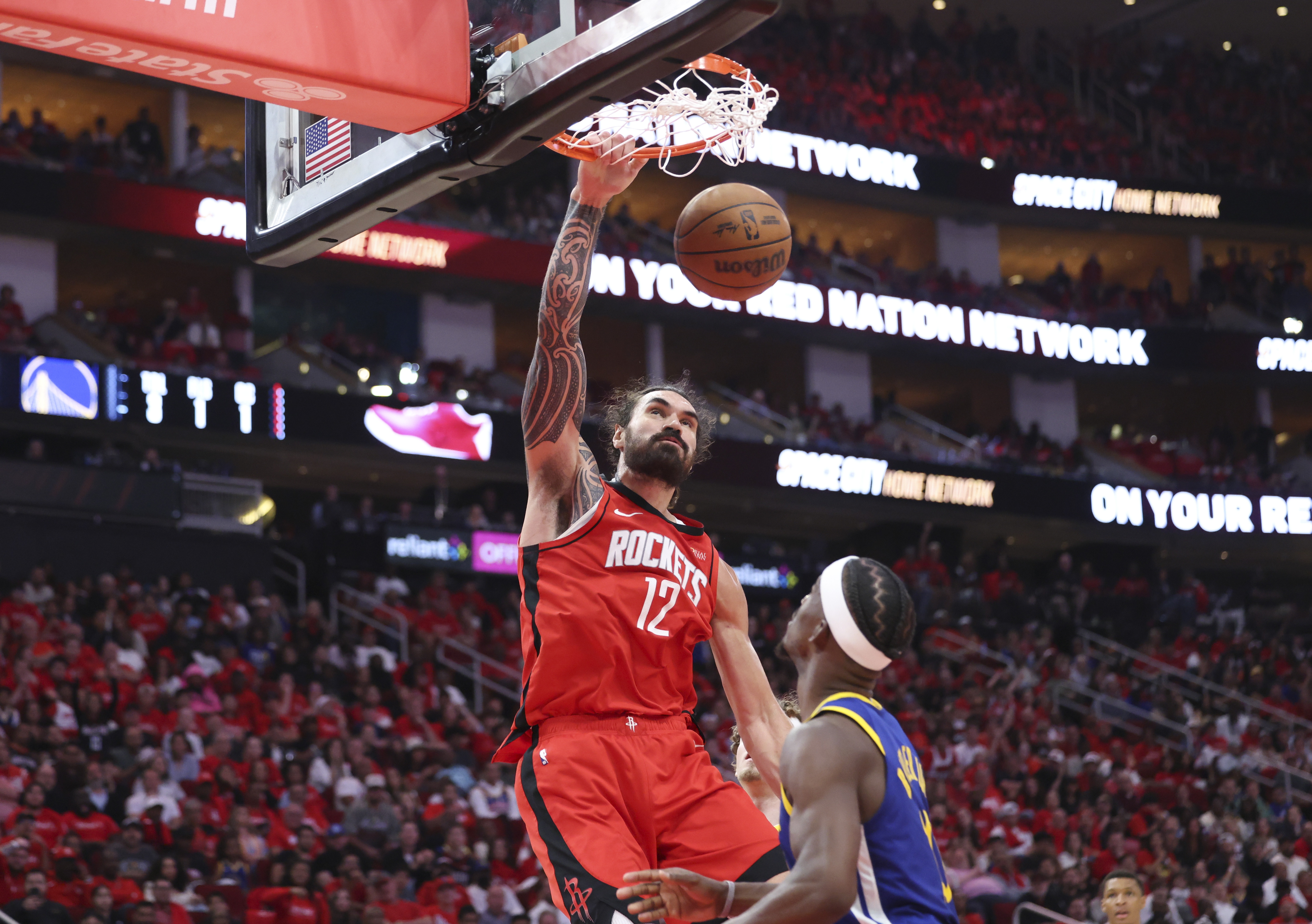 APP下载-亚当斯：不认为自己是NBA最壮的人 裁判这么想导致我被撞了也不吹